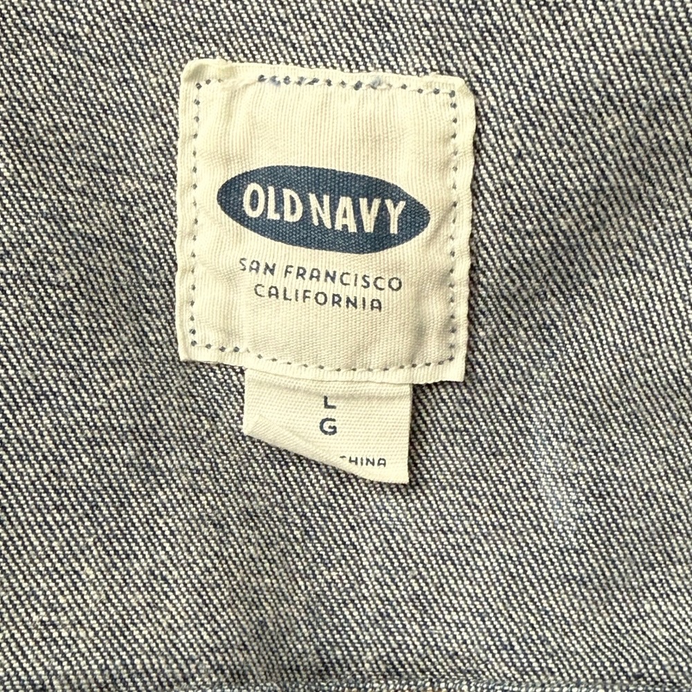 Old Navy Women's Classic Long Sleeve Denim Button Front Jean Jacket - Picture 7 of 7